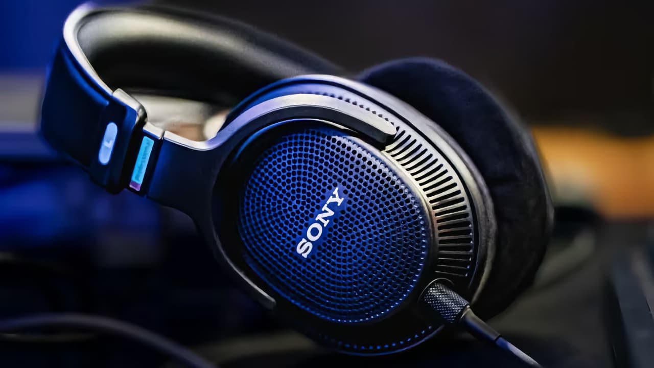 Sony MDR MV1 open backed headphones reviewed non digital and